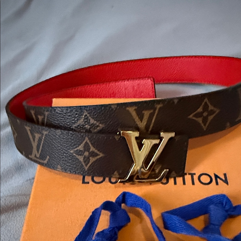 Louis Vuitton Brown Monogram Belt with Red Interior - Picture 4 of 4